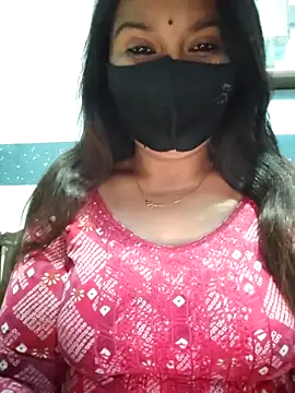 Snapshot of Aishwaryaa_69 chatting on 02-08-25, 07:48 Aishwaryaa 69 online show from 02-08-25, 07:48