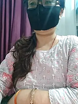 Snapshot of Aishwaryaa_69 chatting on 07-09-26, 03:21 Aishwaryaa 69 online show from 07-09-26, 03:21