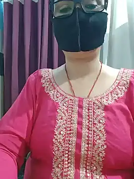 Snapshot of Aishwaryaa_69 chatting on 07-20-26, 11:12 Aishwaryaa 69 online show from 07-20-26, 11:12