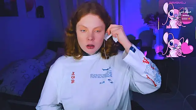 Snapshot of Cassie_xKiss chatting on 11-30-25, 08:46 Cassie xKiss online show from 11-30-25, 08:46