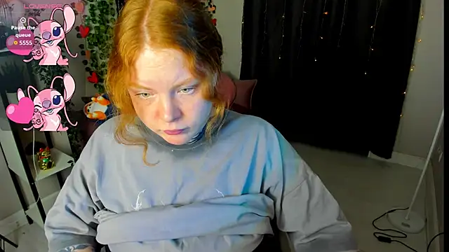 Cassie xKiss online show from 02-15-26, 08:05