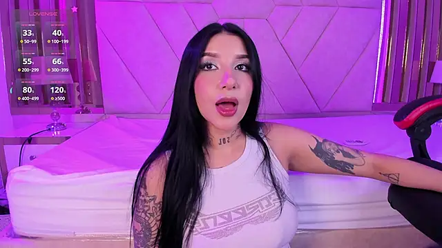 Leiaa  online show from 11-07-25, 04:56