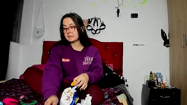 Snapshot of Sweet-Suck69 chatting on 01-05-25, 03:53 Sweet-Suck69 online show from 01-05-25, 03:53