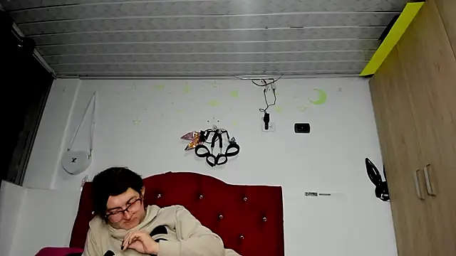 Snapshot of Sweet-Suck69 chatting on 01-06-25, 04:26 Sweet-Suck69 online show from 01-06-25, 04:26