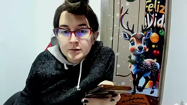 Snapshot of Sweet-Suck69 chatting on 01-16-25, 04:07 Sweet-Suck69 online show from 01-16-25, 04:07