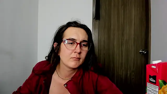 Snapshot of Sweet-Suck69 chatting on 02-24-25, 07:55 Sweet-Suck69 online show from 02-24-25, 07:55