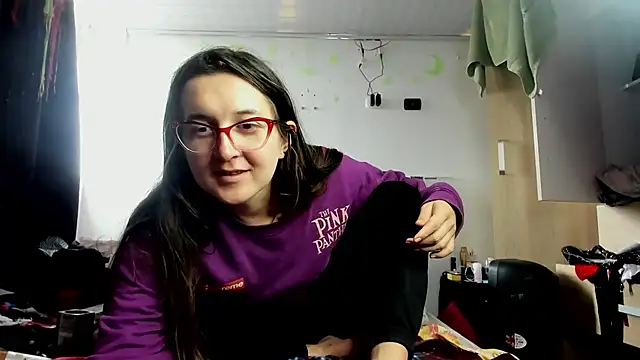 Snapshot of Sweet-Suck69 chatting on 03-20-25, 06:53 Sweet-Suck69 online show from 03-20-25, 06:53