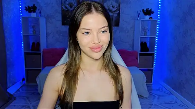 Snapshot of EmmyMills chatting on 06-05-26, 09:20 EmmyMills online show from 06-05-26, 09:20