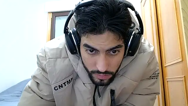 Jackyrose online show from 12-14-24, 06:56