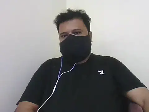 Snapshot of Hunk-Hand6 chatting on 11-21-25, 10:52 Hunk-Hand6 online show from 11-21-25, 10:52