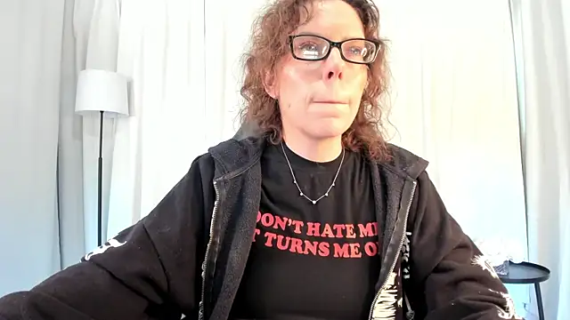 SaraDesirexo online show from 03-31-26, 12:16