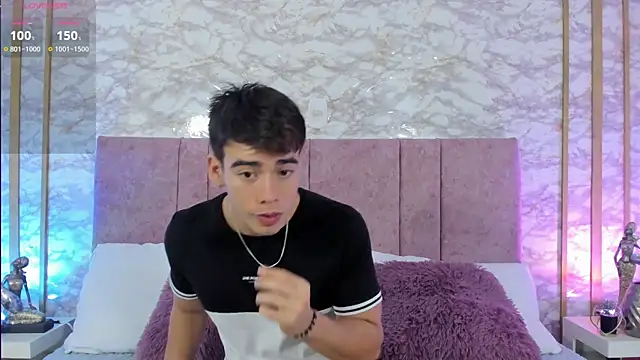 its liam18 online show from 01-11-25, 12:44