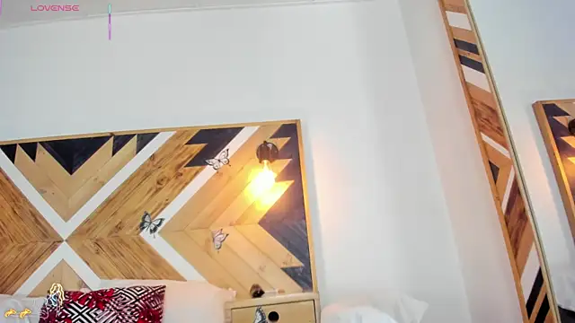 Kathaleiya Ozz online show from 11-18-25, 07:40