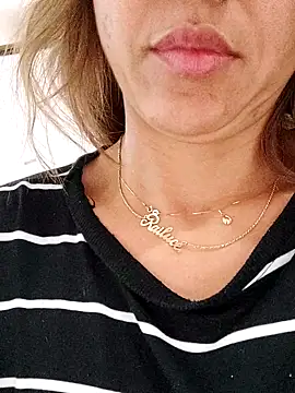 Snapshot of melissa_35_ chatting on 10-20-25, 11:49 melissa 35 online show from 10-20-25, 11:49