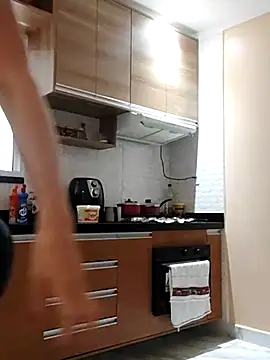 Snapshot of melissa_35_ chatting on 11-11-25, 01:22 melissa 35 online show from 11-11-25, 01:22