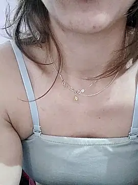 Snapshot of melissa_35_ chatting on 12-01-25, 11:48 melissa 35 online show from 12-01-25, 11:48