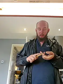 Snapshot of Chubbydan chatting on 10-06-25, 10:45 Chubbydan online show from 10-06-25, 10:45