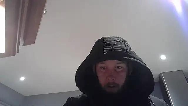 Snapshot of Chubbydan chatting on 12-04-25, 08:17 Chubbydan online show from 12-04-25, 08:17