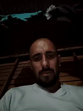 Snapshot of fire_menxxx001 chatting on 05-01-26, 06:18 fire menxxx001 online show from 05-01-26, 06:18