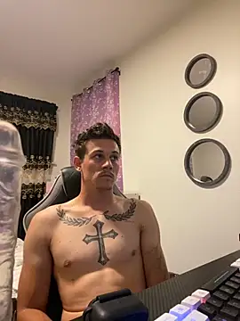 pablo200105 online show from 09-11-25, 03:06