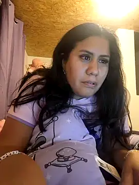 KasiaVenus  online show from 12-14-24, 04:45