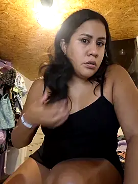 KasiaVenus  online show from 02-12-25, 04:01