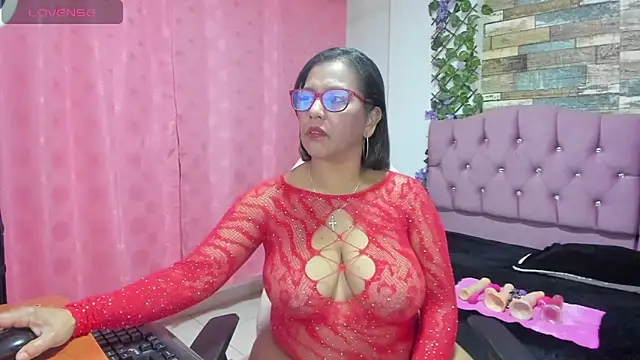 elizabeth mature23 online show from 12-24-24, 01:28