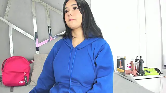 Catherinee69 x online show from 10-04-25, 03:48