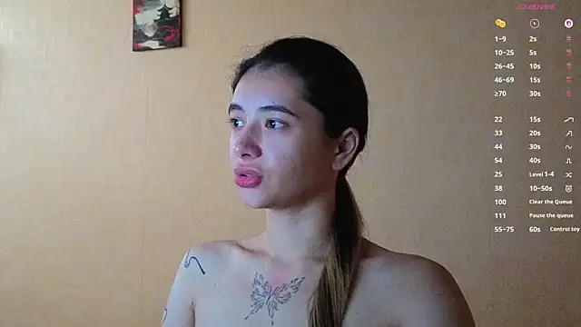 Snapshot of DarlaLike chatting on 07-18-26, 04:05 DarlaLike online show from 07-18-26, 04:05