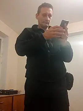 Snapshot of Viause_Kentauelle chatting on 02-28-25, 06:52 Viause Kentauelle online show from 02-28-25, 06:52