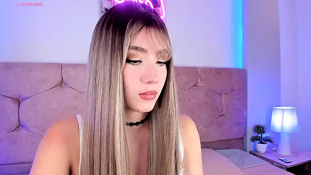 lunar leen online show from 02-02-25, 12:24