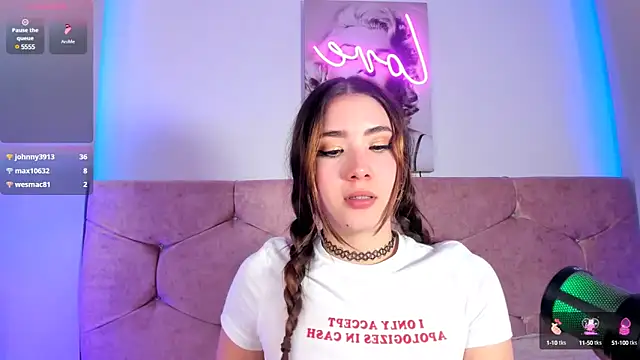 lunar leen online show from 02-21-25, 01:22