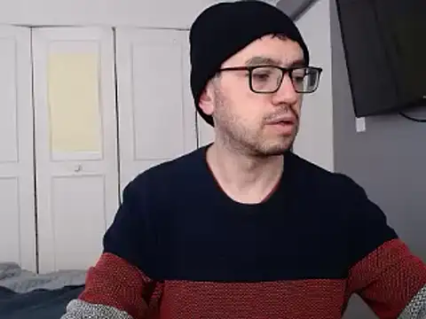 Snapshot of Diptongo chatting on 12-03-24, 08:39 Diptongo online show from 12-03-24, 08:39