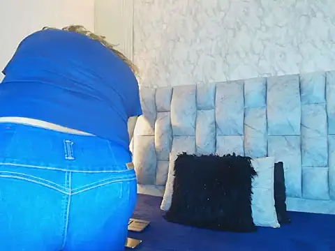 charlotte  G online show from 09-19-25, 11:22