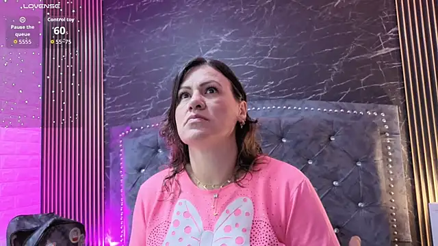 charlotte  G online show from 11-30-25, 10:30