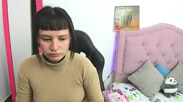 Katalina novoa online show from 02-11-25, 09:56