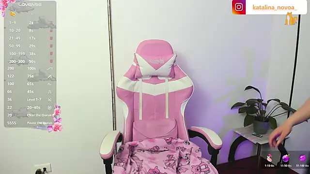 Snapshot of Katalina_novoa chatting on 07-15-26, 02:06 Katalina novoa online show from 07-15-26, 02:06