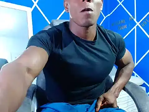 Snapshot of alexander_megan chatting on 12-31-24, 08:59 alexander megan online show from 12-31-24, 08:59