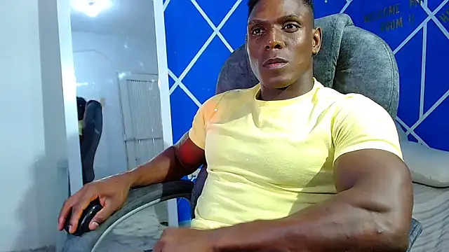 Snapshot of alexander_megan chatting on 01-15-25, 03:54 alexander megan online show from 01-15-25, 03:54