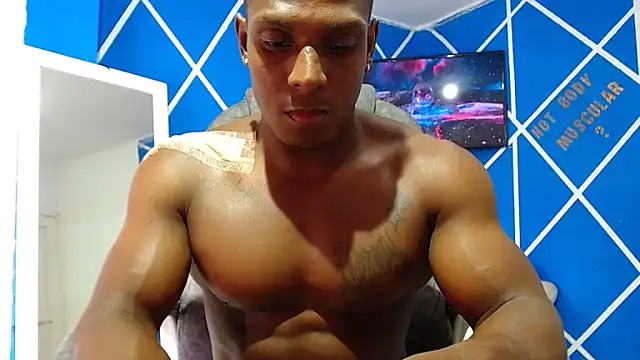 Snapshot of alexander_megan chatting on 10-18-25, 02:51 alexander megan online show from 10-18-25, 02:51