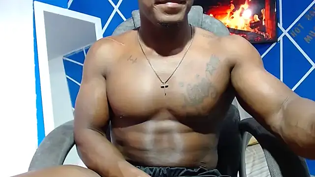 Snapshot of alexander_megan chatting on 11-30-25, 12:42 alexander megan online show from 11-30-25, 12:42