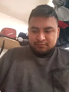 Snapshot of YoSoyLittleBoy chatting on 09-20-25, 07:37 YoSoyLittleBoy online show from 09-20-25, 07:37