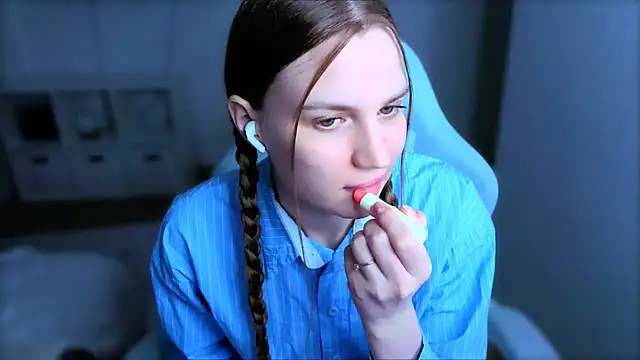 StellaLawless online show from 03-28-26, 07:35