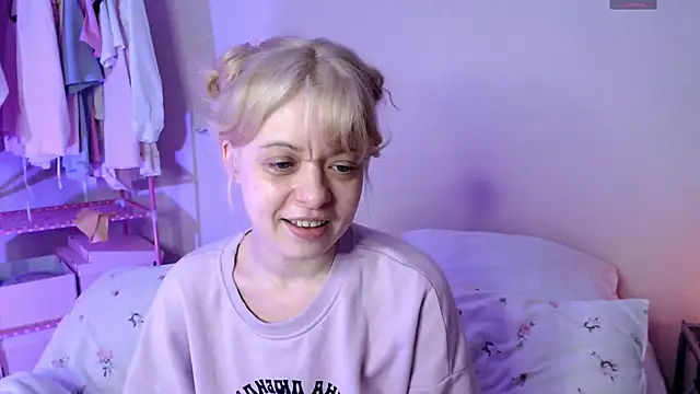 KatieMelone online show from 02-13-26, 09:55