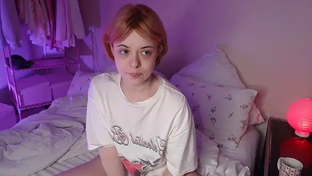 KatieMelone online show from 04-12-26, 04:23