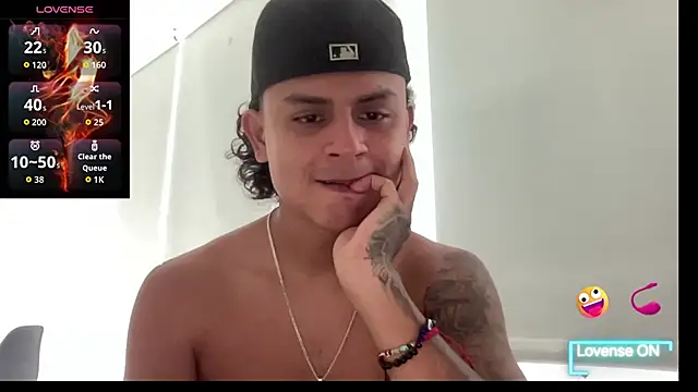 bob petterson online show from 10-22-25, 01:11