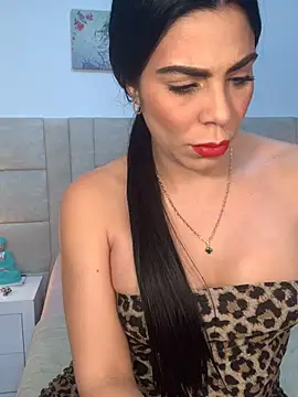 valecruz903 online show from 10-14-25, 05:36