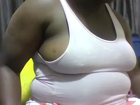 Snapshot of vilah chatting on 05-19-26, 05:47 vilah online show from 05-19-26, 05:47