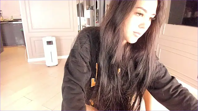 furry bear online show from 03-09-25, 04:55