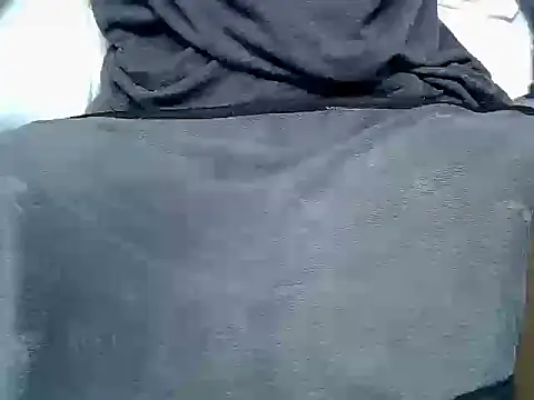 Snapshot of EbonyVallerin chatting on 10-08-25, 08:50 EbonyVallerin online show from 10-08-25, 08:50